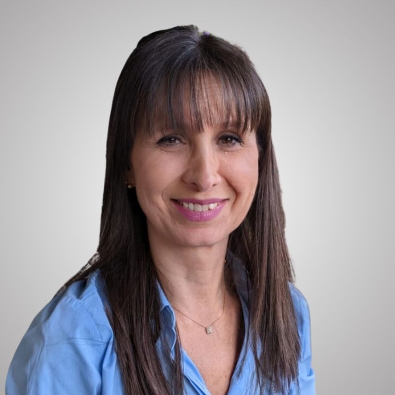 עובדת סוציאלית בירושלים עם ניסיון בליווי מטופלות עם הפרעות אכילה - מיכל וקנין